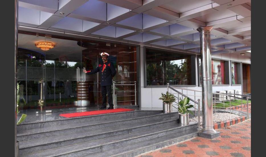 Nila Residency Shoranur Bagian luar foto